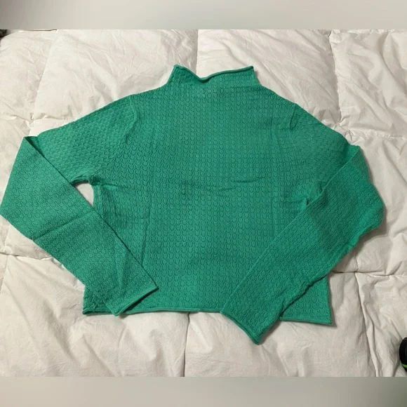 Wild Fable Long Sleeve Mock Neck Top - NWT - Size M - Picture 4 of 11